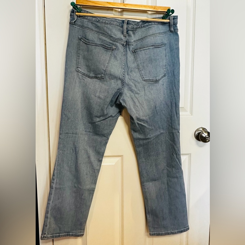 Universal Thread Light Blue Distressed High Rise Straighg Jeans Size 16 - Picture 2 of 11
